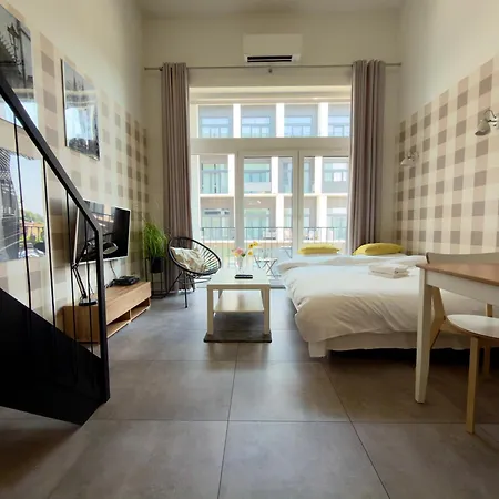 Apartament Airport With Mezzanine By Bookinghost *